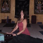 amy-with-harmonium[1]